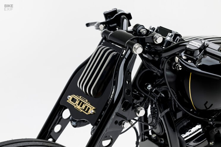 Harley Softail personnalisé par One Way Machine