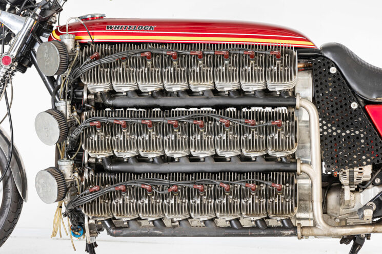 Whitelock 4,2 litres 48 cylindres Kawasaki deux temps