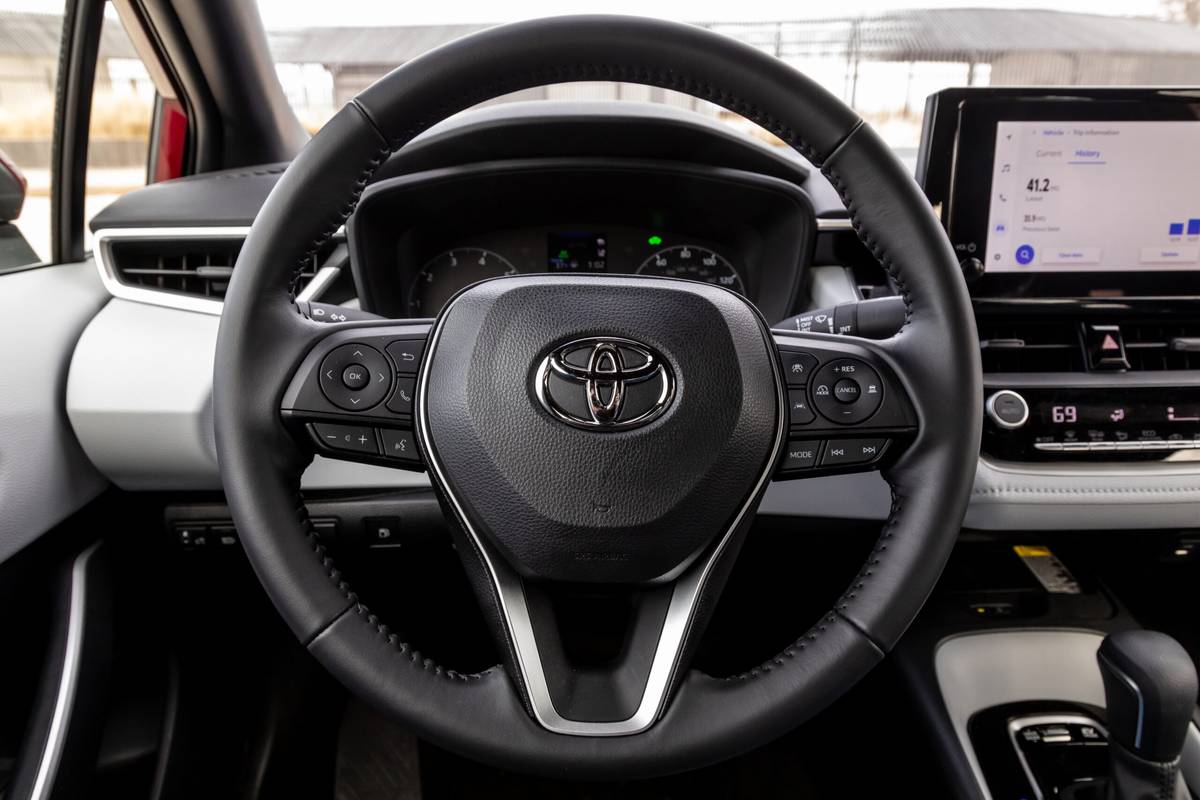 Toyota Corolla hybride 2024 |  Photo Wash wash par Christian Lantry