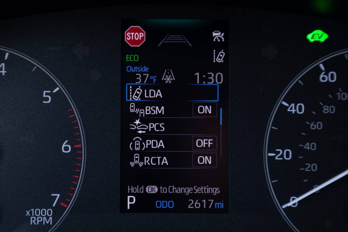 Toyota Corolla hybride 2024 |  Photo Wash wash par Christian Lantry