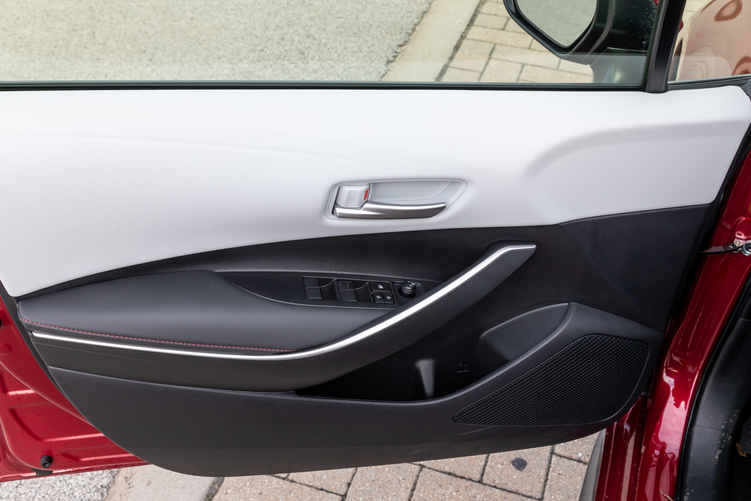 Toyota Corolla hybride 2024 |  Photo Wash wash par Christian Lantry