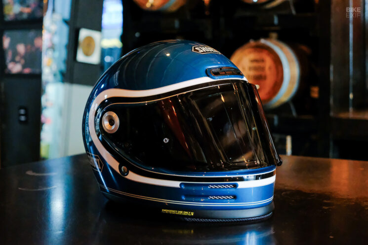 Casque intégral rétro Shoei Glamster