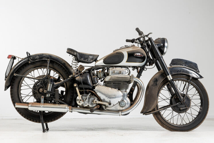 1950 Ariel Square Four 4G Mark I aux enchères Bonhams de février