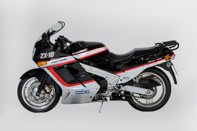 Kawasaki ZX-10 1989 chez Bonhams