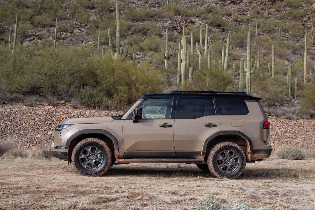 Lexus GX550 2024 |  Photo Wash wash par Conner Golden