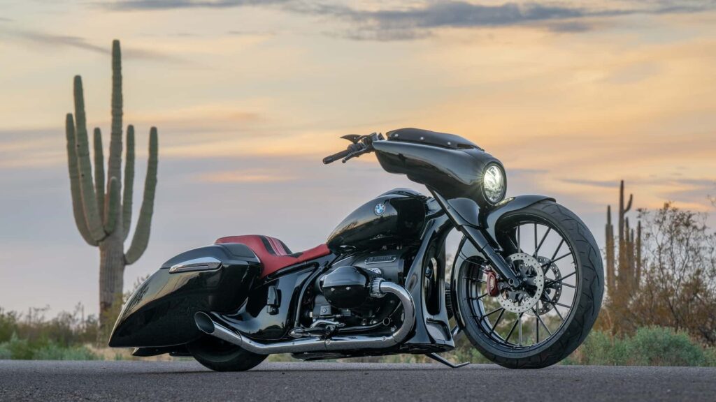 La BMW R 18 One Eight « C » de Paul Yaffe est une bagger à grandes roues personnalisée