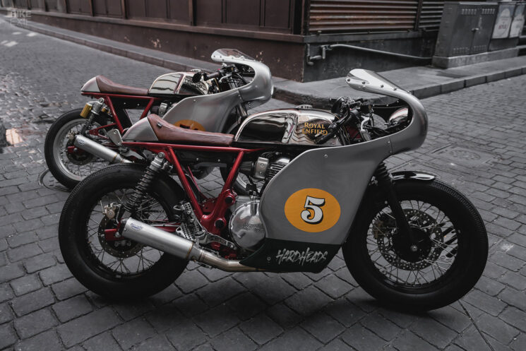 Café racers Royal Enfield Continental GT par Hardheads Motostudio