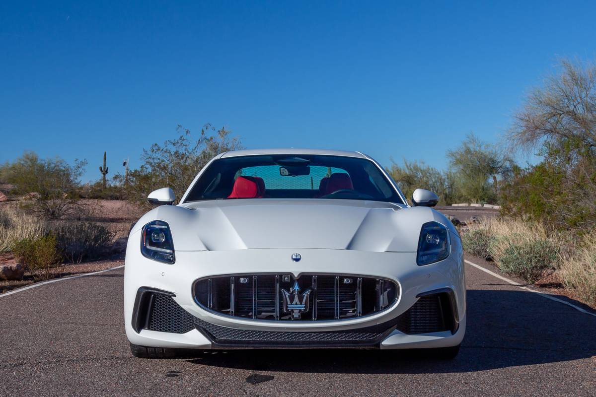 maserati gran turismo 2024 04 extérieur avant à l'échelle jpg