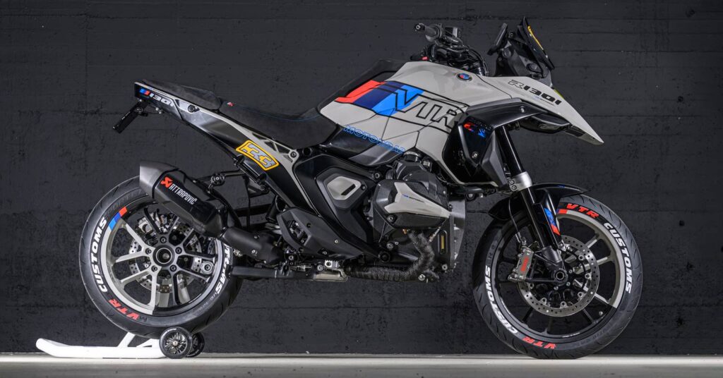 Lecture rapide : une BMW R1300GS tranchante comme un rasoir de Suisse et plus encore