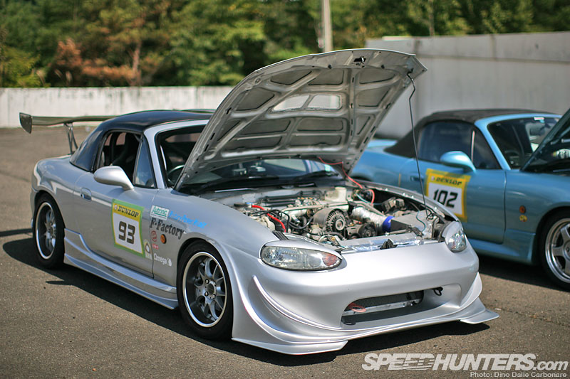 Roadster & Rotary Meeting Spotlight-o-rama