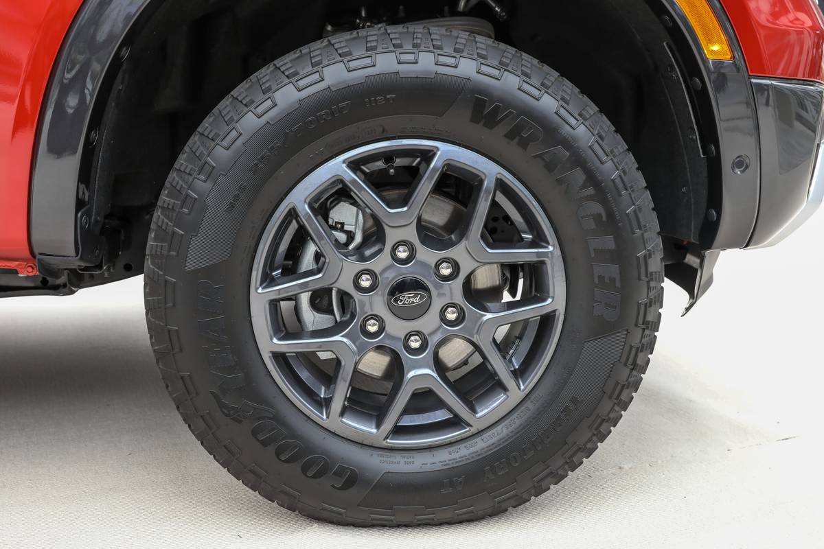 ford ranger xlt 2024 29 roue intérieure à l'échelle jpg