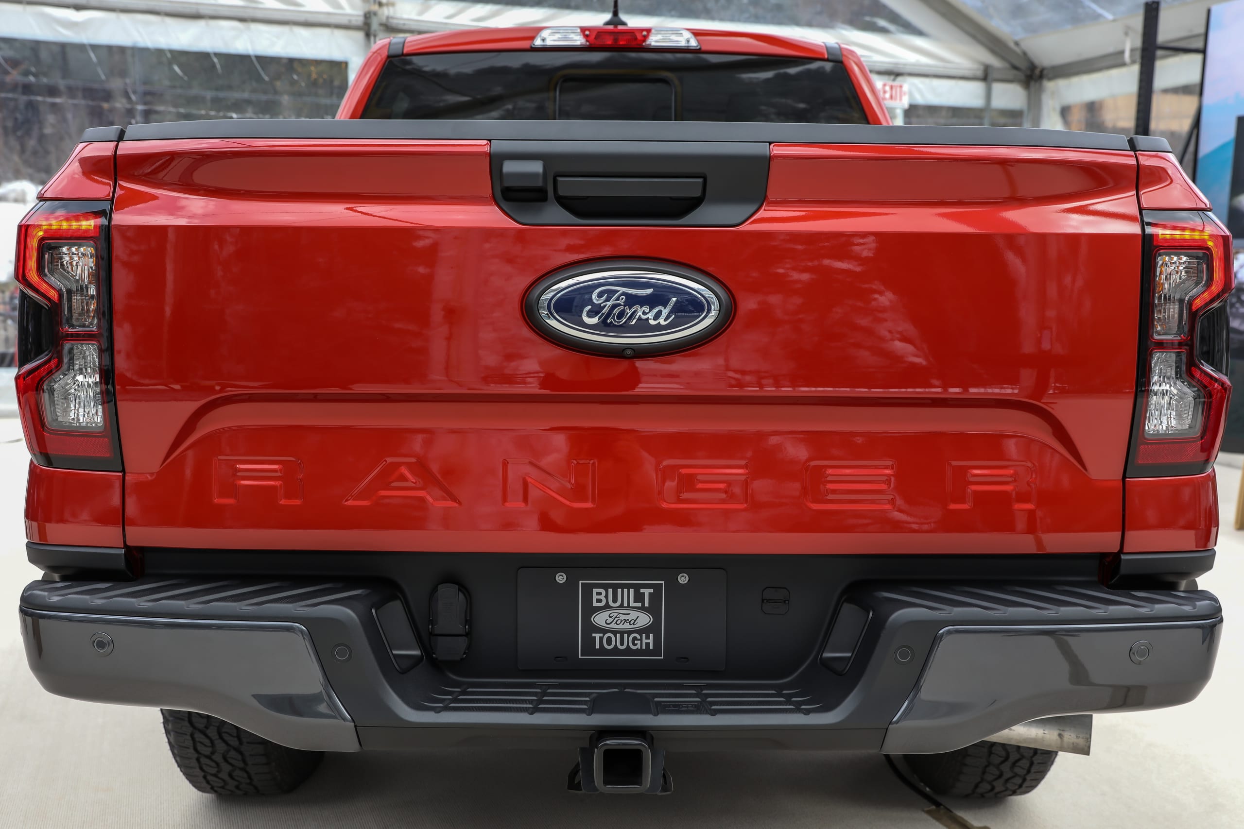 ford ranger xlt 2024 18 extérieur arrière 4796542f03a jpg?  je = AA