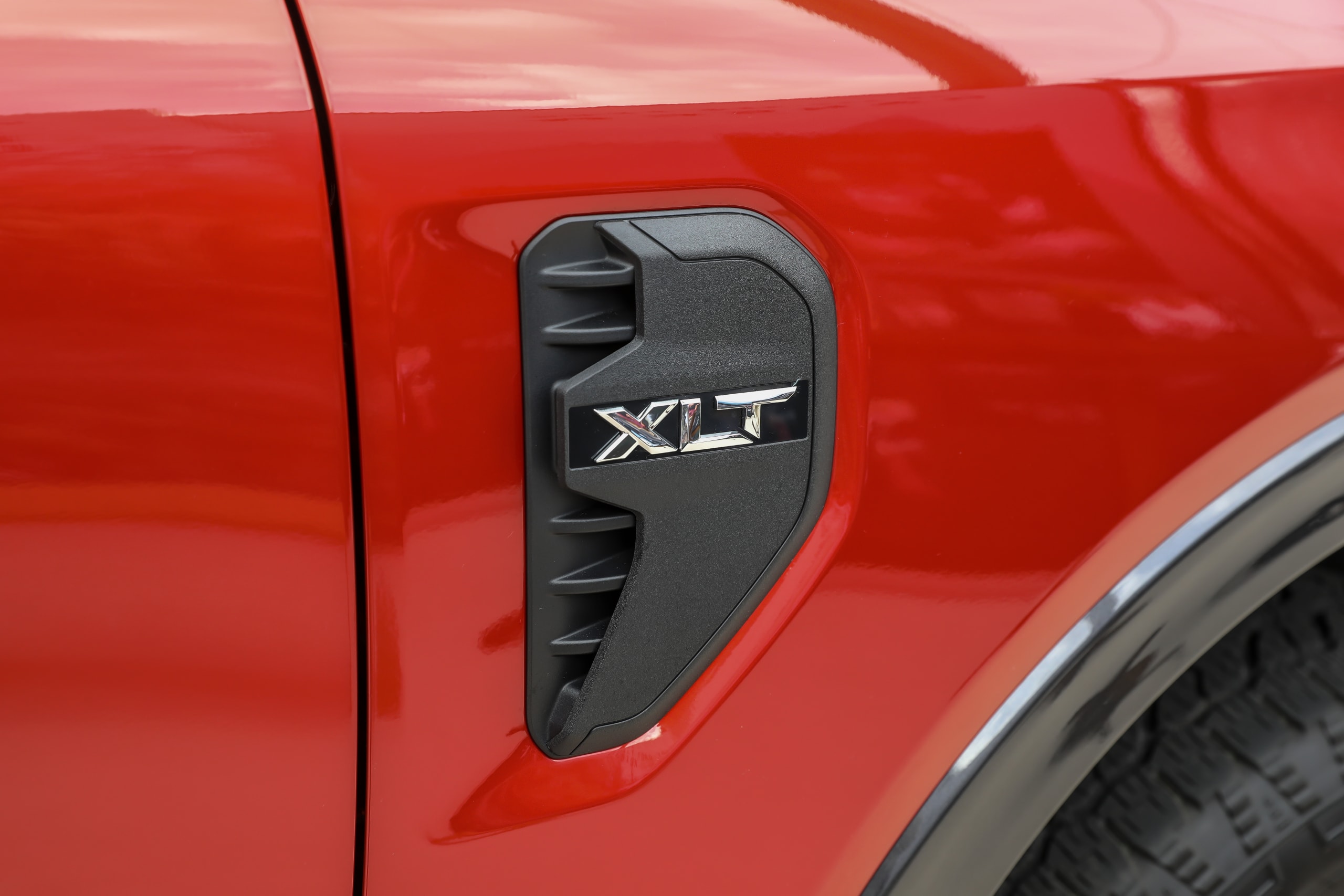 ford ranger xlt 2024 19 badge de profil extérieur 47965238258 jpg?  je = AA