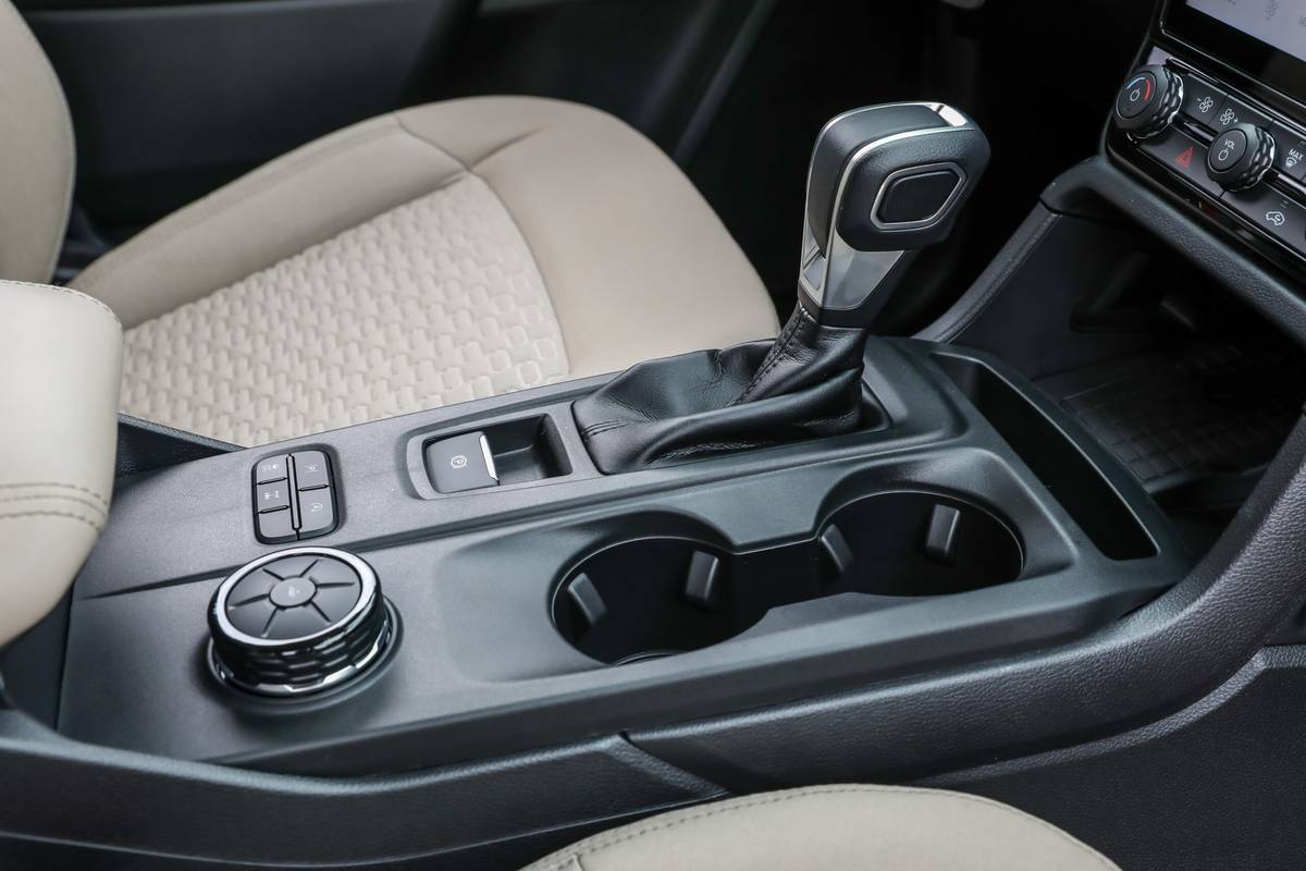 ford ranger xlt 2024 52 changement de vitesse intérieur à l'échelle jpg