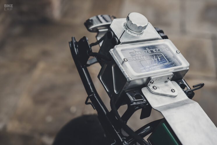 Suzuki GS1200SS personnalisée par Sticky's Speed ​​Shop