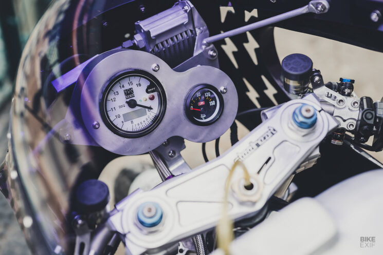 Suzuki GS1200SS personnalisée par Sticky's Speed ​​Shop