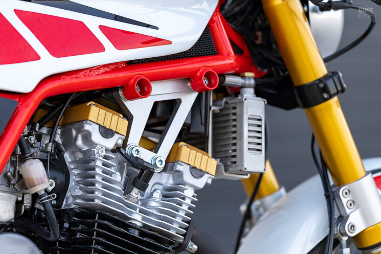Yamaha XS400 personnalisée par Roman Juriš