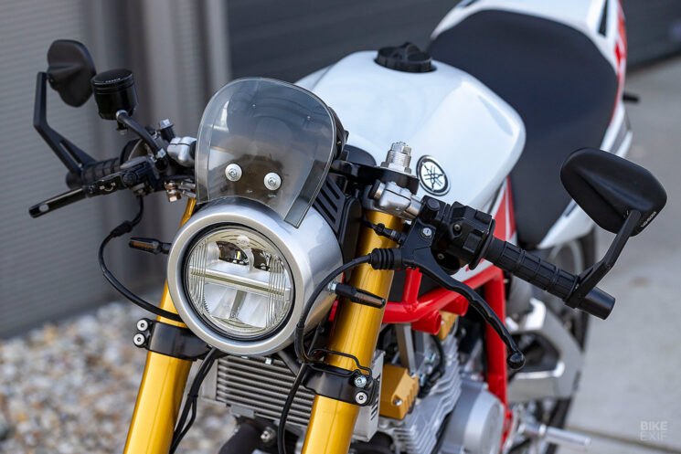 Yamaha XS400 personnalisée par Roman Juriš