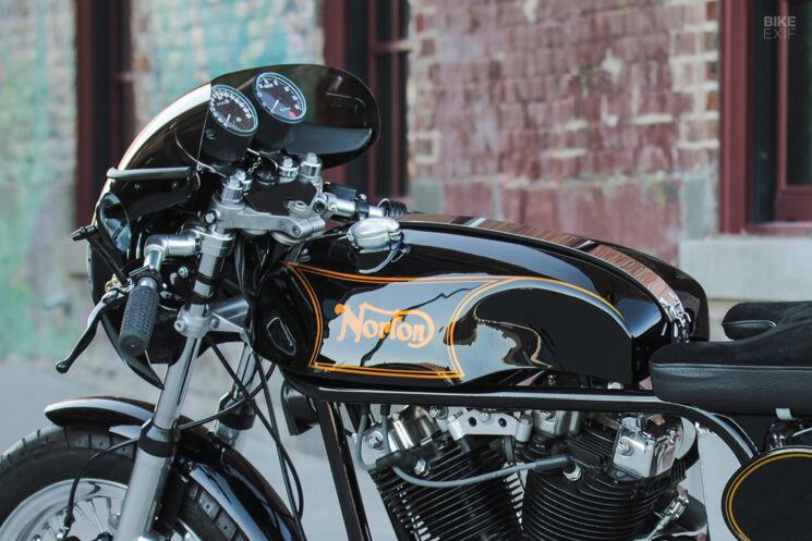 Norley café racer avec un moteur Harley Ironhead Sportster