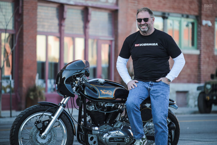 Norley café racer avec un moteur Harley Ironhead Sportster