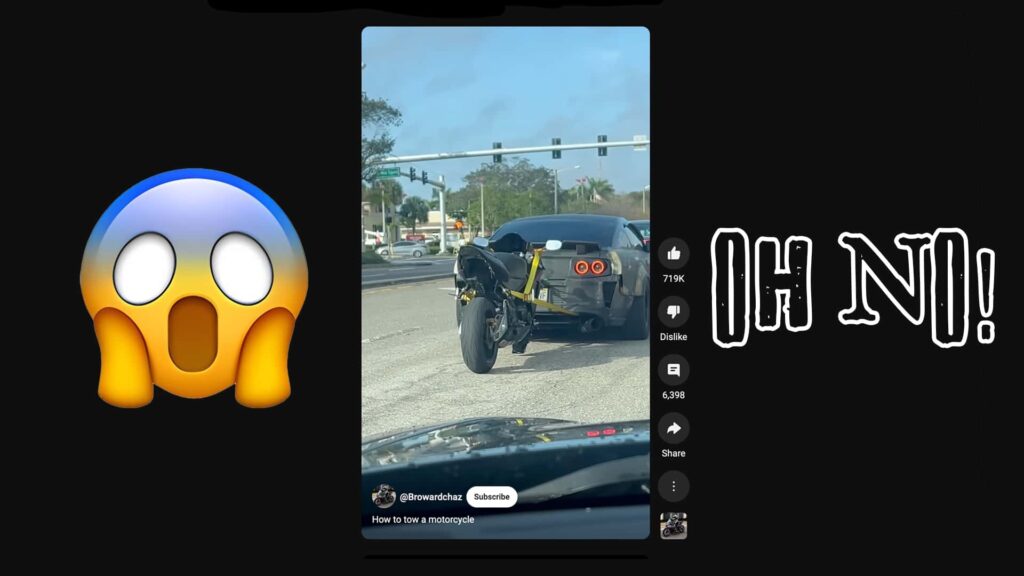 Regardez une Ford Mustang remorquer une moto en utilisant simplement une sangle à cliquet