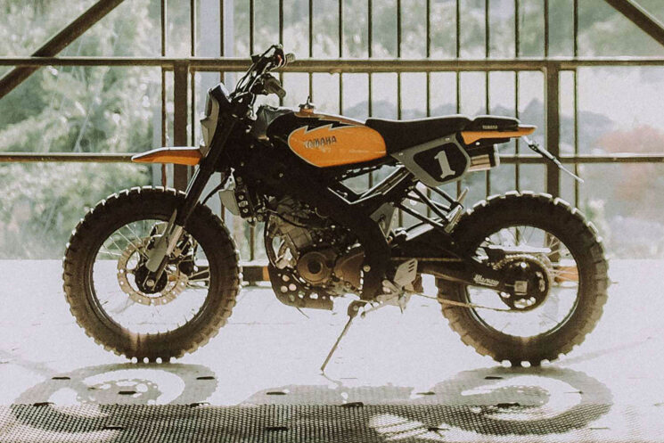 Scrambler Yamaha XSR155 par Garage Esquinita