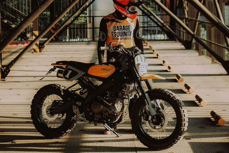 Scrambler Yamaha XSR155 par Garage Esquinita