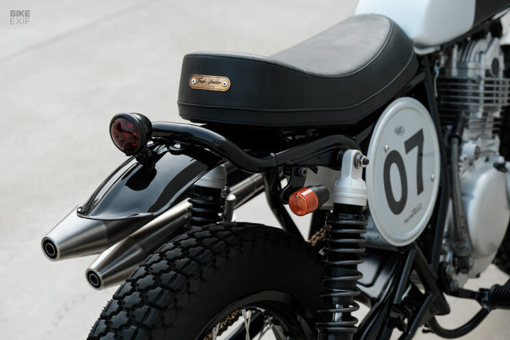 Suzuki TU250 Grasstracker Big Boy personnalisé par Twentytwo Custom