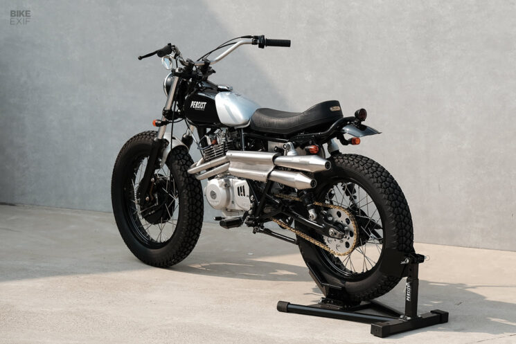 Suzuki TU250 Grasstracker Big Boy personnalisé par Twentytwo Custom
