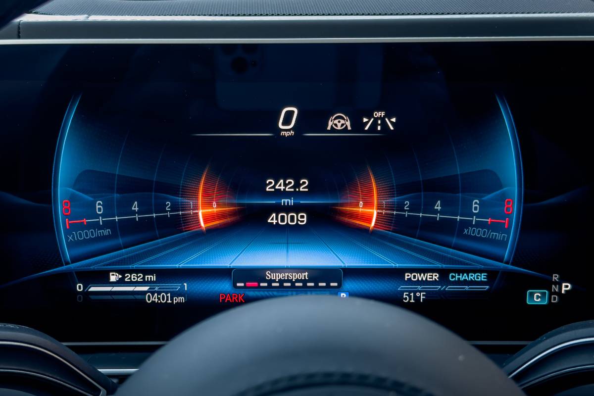 mercedes amg gls 63 2024 24 intérieur console centrale affichage à l'échelle jpg