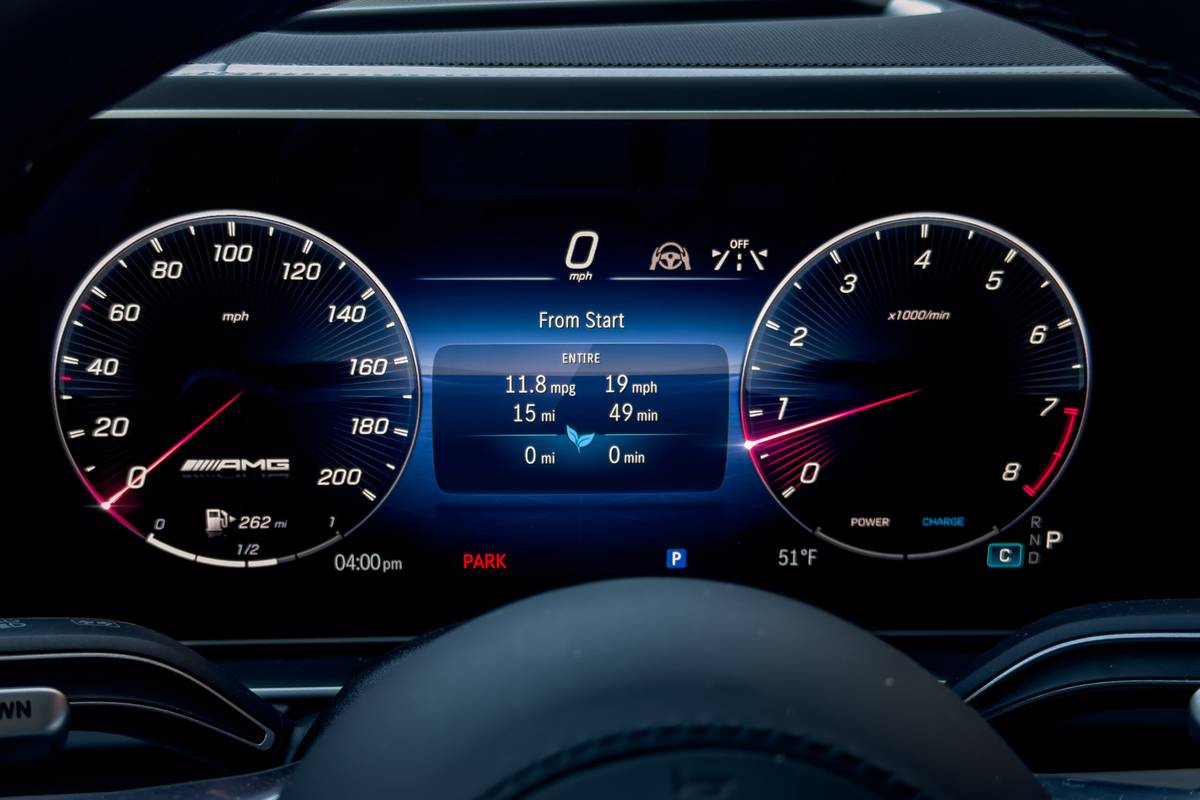 mercedes amg gls 63 2024 22 intérieur console centrale affichage à l'échelle jpg
