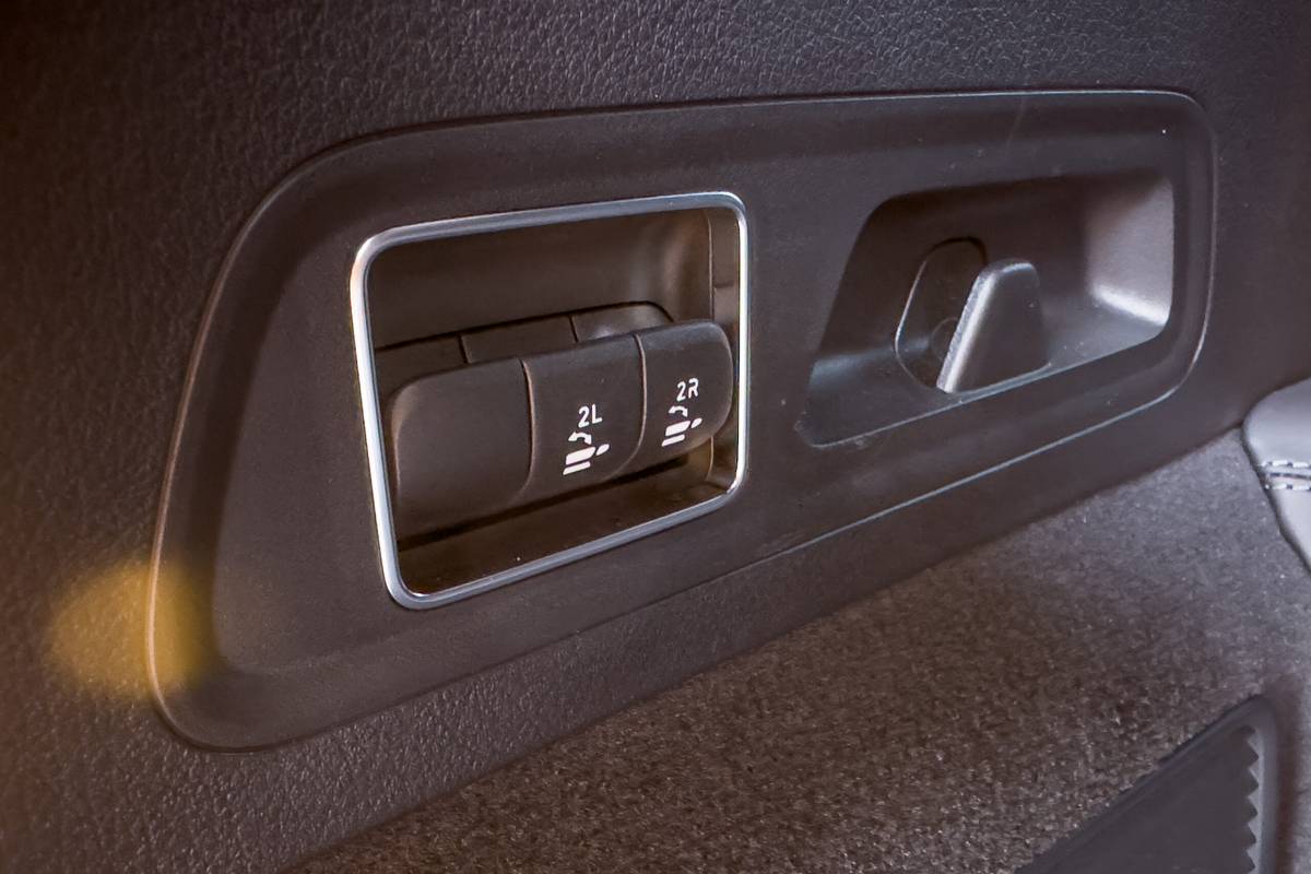 mercedes amg gls 63 2024 39 commandes de chargement intérieures à l'échelle jpg