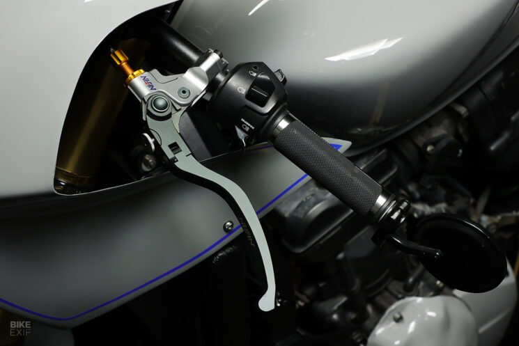 Honda Hornet café racer par Seb Kustom Motorcycle