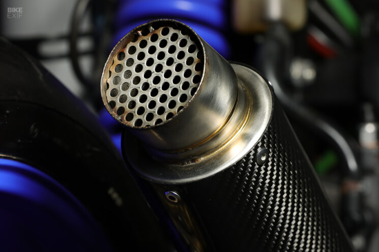 Honda Hornet café racer par Seb Kustom Motorcycle