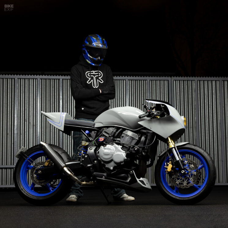 Honda Hornet café racer par Seb Kustom Motorcycle