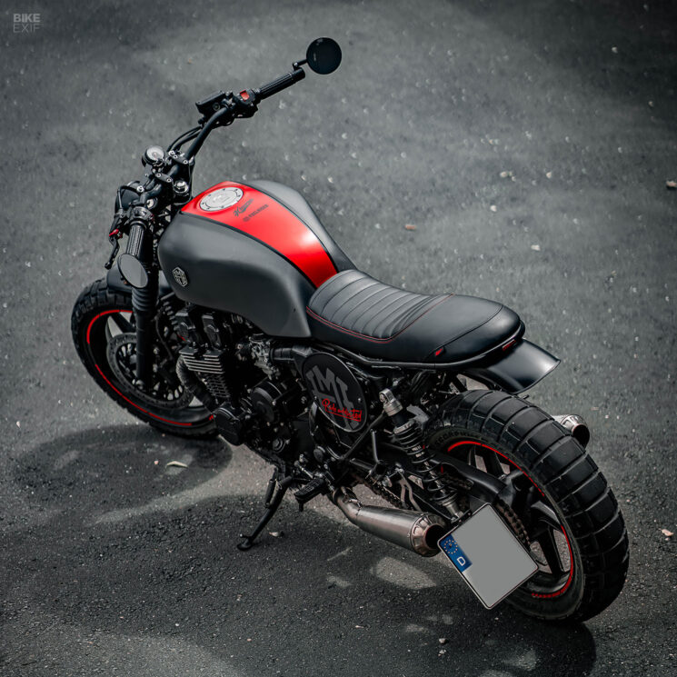 Honda CB750 personnalisée par Himora Motors