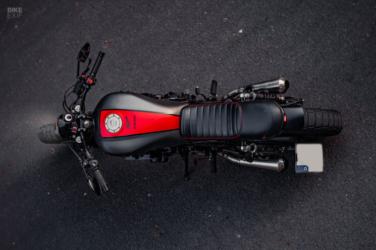 Honda CB750 personnalisée par Himora Motors