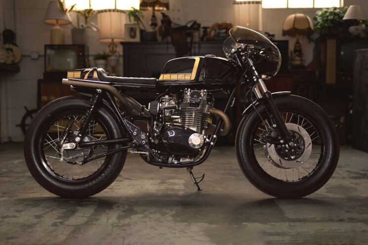 Yamaha XS650 café racer par Ill-Fated Kustoms