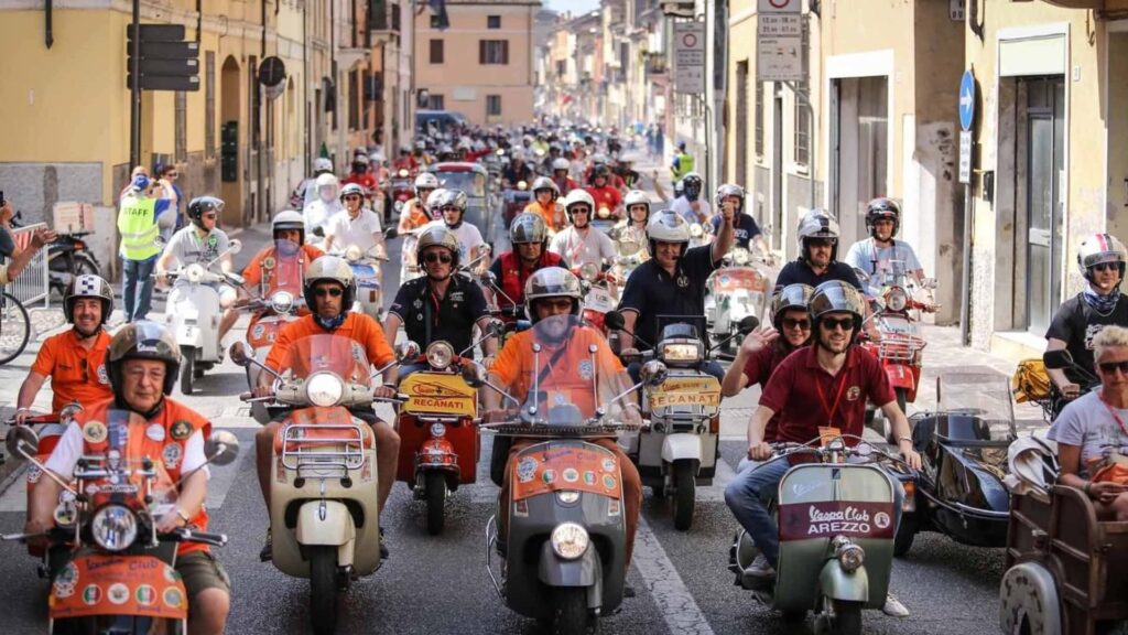 Les Journées mondiales Vespa sont de retour et plus grandes que jamais pour tous les Vespisti passionnés