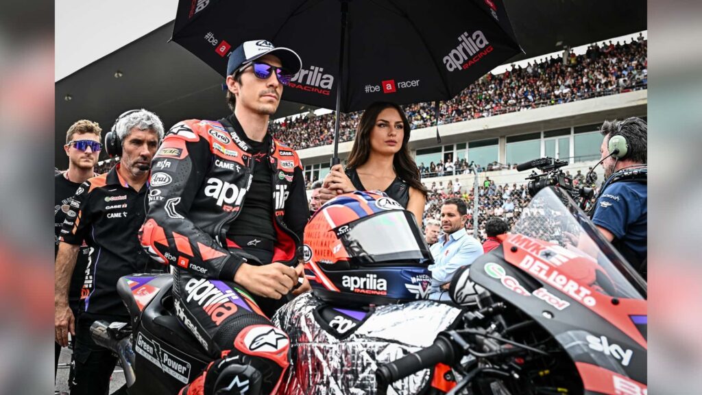 Une panne de boîte de vitesses a anéanti les rêves de podium de Viñales en MotoGP Portugal 2024