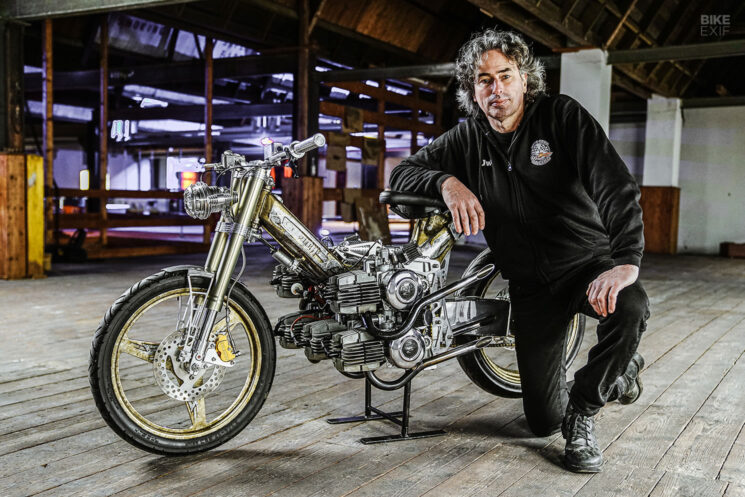 Cyclomoteur Puch Maxi S personnalisé à cinq cylindres