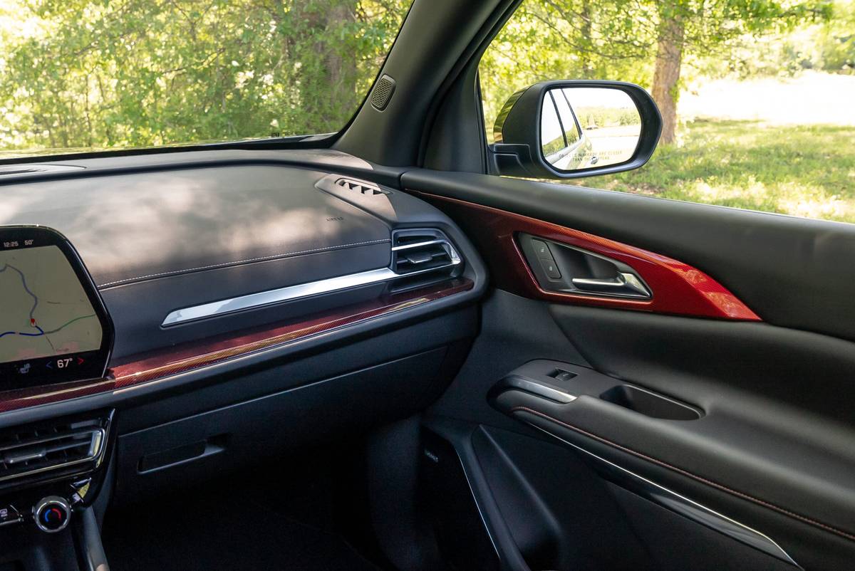 chevrolet traverse z71 2025 33 tableau de bord intérieur à l'échelle jpg
