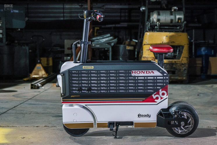 Honda Motocompacto personnalisé par Steady Garage