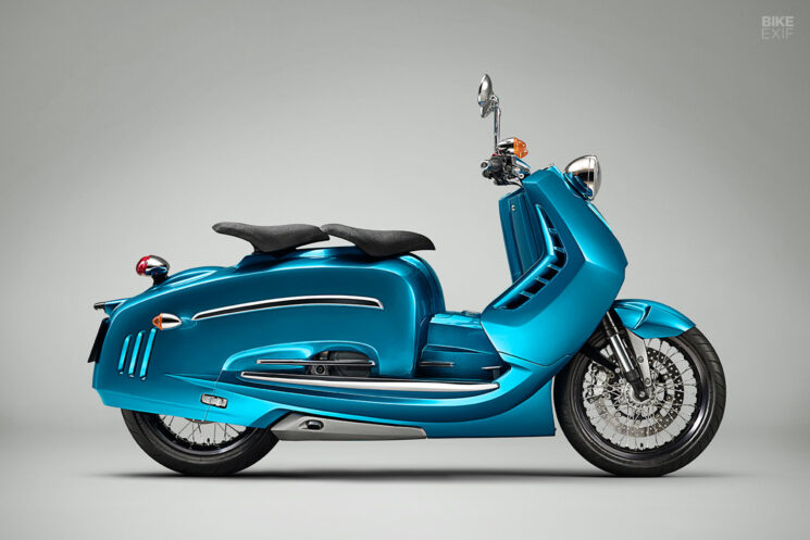 Scooter KTM personnalisé par John Piper