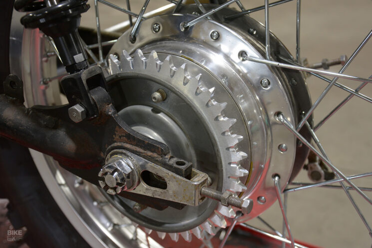 Pignons Honda CB550