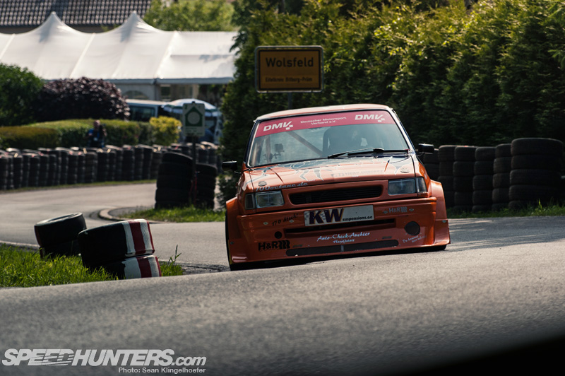 The Hills Are Alive… Berg Cup&nbsp;Desktops