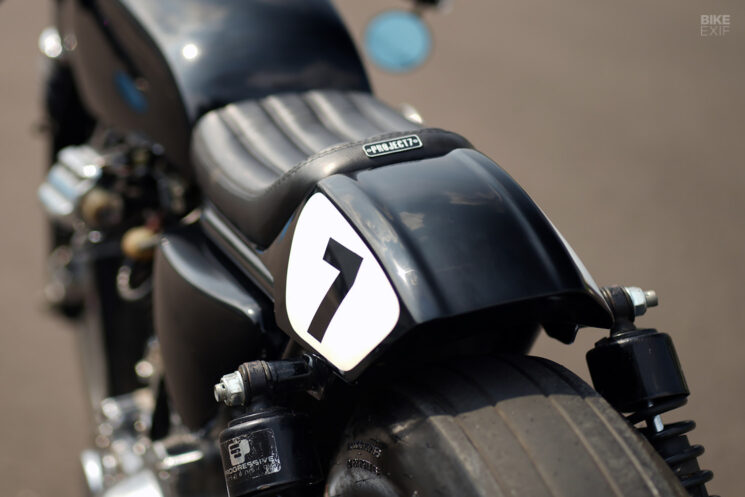 Harley-Davidson Sportster café racer par Solace Motorcycle