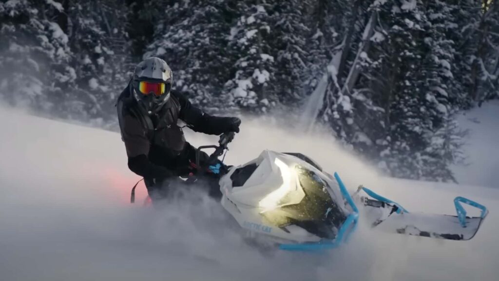 Arctic Cat rappelle encore plus de modèles de motoneiges