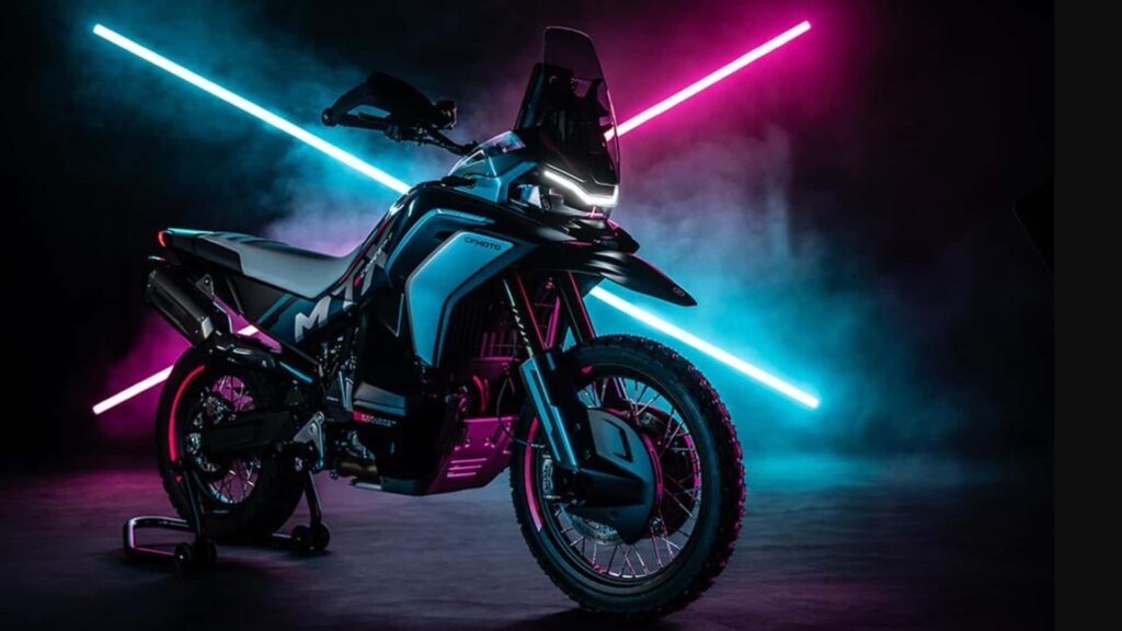 Le 800MT-X de CFMoto est prêt pour la production