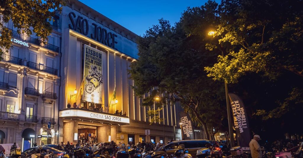 Lumières, caméra, action : participation au Festival du film de moto de Lisbonne